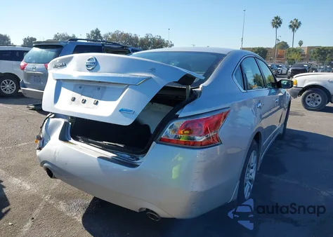 2014 Nissan Altima 2.5 S z USA, uszkodzony, nr VIN 1N4AL3AP0EC134897